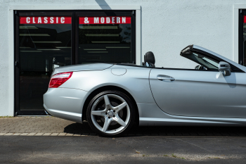 2012 Mercedes Benz SL550