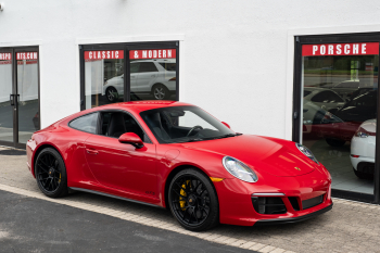 2019 Porsche 911 Carrera 4 GTS