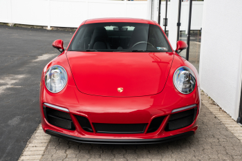 2019 Porsche 911 Carrera 4 GTS
