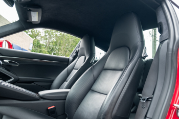 2019 Porsche 911 Carrera 4 GTS