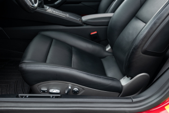 2019 Porsche 911 Carrera 4 GTS
