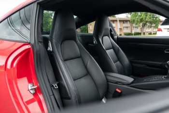 2019 Porsche 911 Carrera 4 GTS