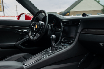 2019 Porsche 911 Carrera 4 GTS