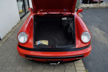 1988 Porsche Carrera  