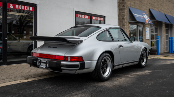 1989 Porsche Carrera 3.2 