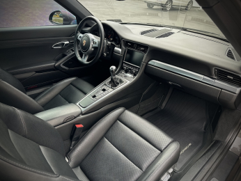 2014 Porsche 911 C4S manual