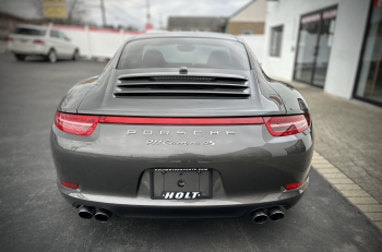 2014 Porsche 911 C4S manual