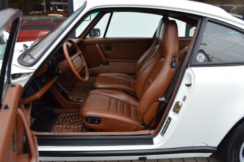 1987 Porsche Carrera Coupe 