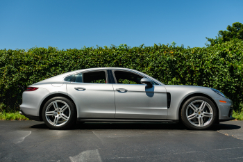 2017 Porsche Panamera 4S