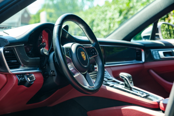 2017 Porsche Panamera 4S