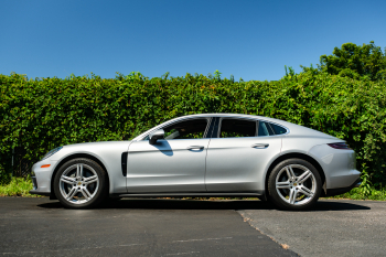 2017 Porsche Panamera 4S
