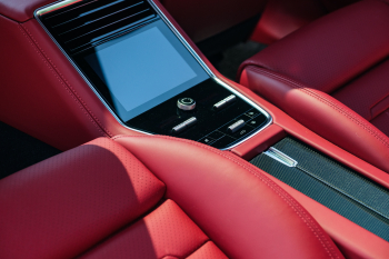 2017 Porsche Panamera 4S
