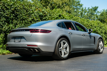 2017 Porsche Panamera 4S