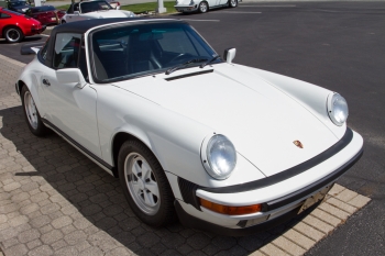 1988 Porsche 911 Targa  14,000 miles !