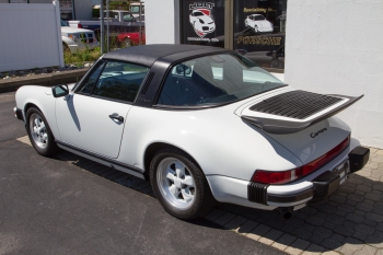 1988 Porsche 911 Targa  14,000 miles !