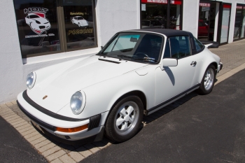 1988 Porsche 911 Targa  14,000 miles !