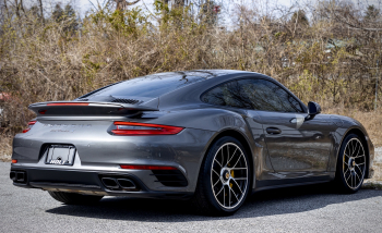 2017 Porsche 911 Turbo S 