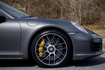 2017 Porsche 911 Turbo S 