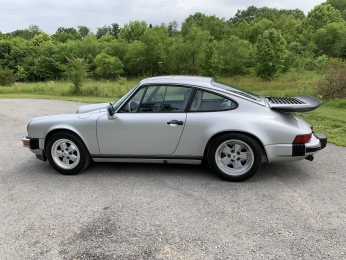 1989 Porsche Carrera 16K  