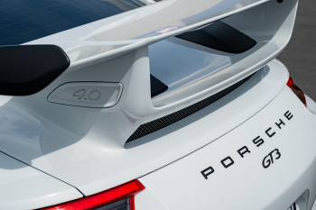2018 Porsche 911 GT3 - 6-Speed