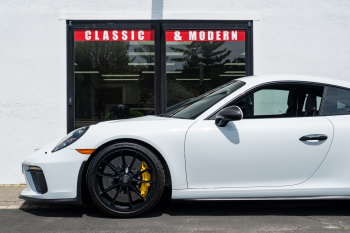 2018 Porsche 911 GT3 - 6-Speed