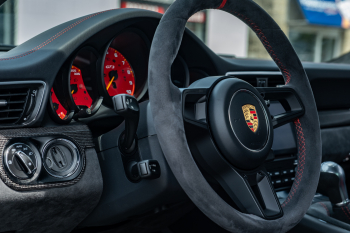 2018 Porsche 911 GT3 - 6-Speed