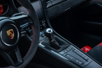 2018 Porsche 911 GT3 - 6-Speed