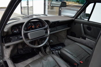 1987 Porsche  911 Carrera 