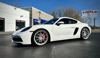 2023 Porsche 718 Cayman GTS 4.0 1,400 miles