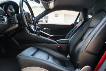 2018 Porsche Cayman S