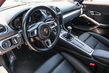 2018 Porsche Cayman S