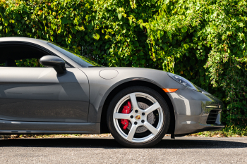 2018 Porsche Cayman S