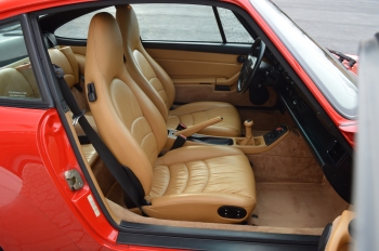 1995 Porsche Carrera coupe 