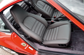 1991 Porsche Carrera 2 COUPE