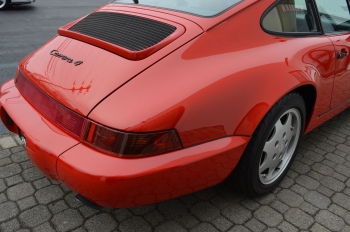 1991 Porsche Carrera 4 