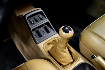 1994 Porsche Carrera 4 WB 