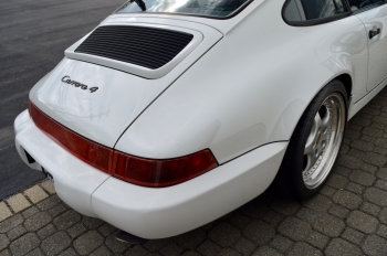 1990 Porsche Carrera  