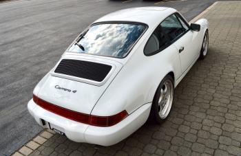 1990 Porsche Carrera  