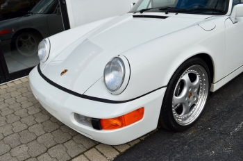 1990 Porsche Carrera  