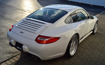 2011  Porsche 911 Carrera  