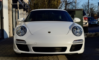 2011  Porsche 911 Carrera  