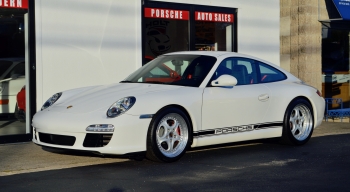 2011  Porsche 911 Carrera  