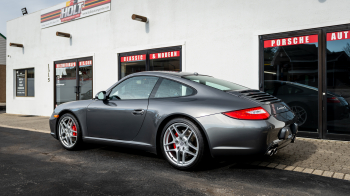 2010 Porsche 911 Carrera S coupe 27K Miles