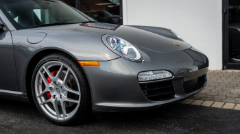 2010 Porsche 911 Carrera S coupe 27K Miles