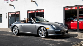 2010 Porsche Carrera Cab 