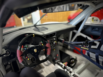 2016 Porsche GT3 Cup Racecar