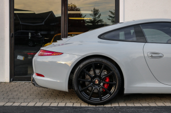 2013 Porsche Carrera S.   