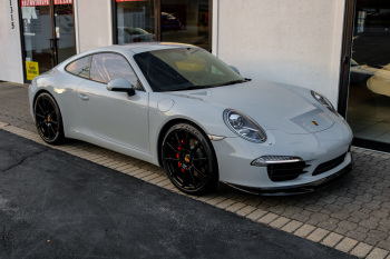 2013 Porsche Carrera S.   